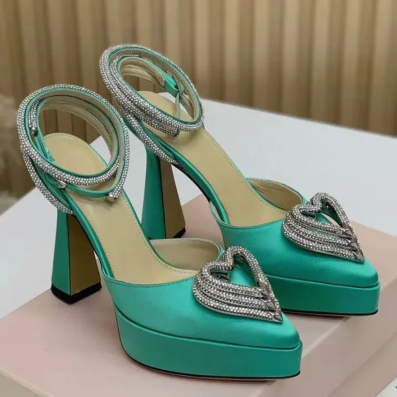 Platform Kristal Liefde Decora - Casual Sandal Leather recensie en prijs